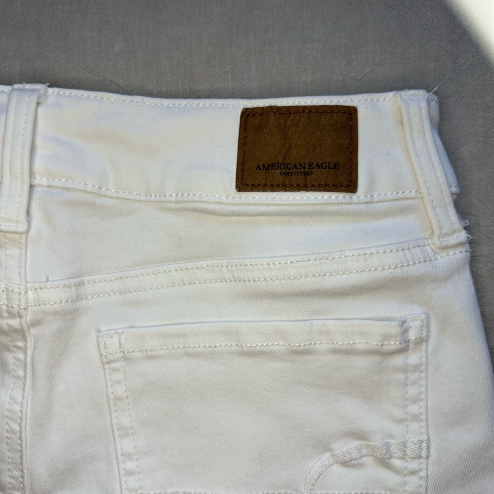 American Eagle Outfitters Women’s White Jean Shorts
